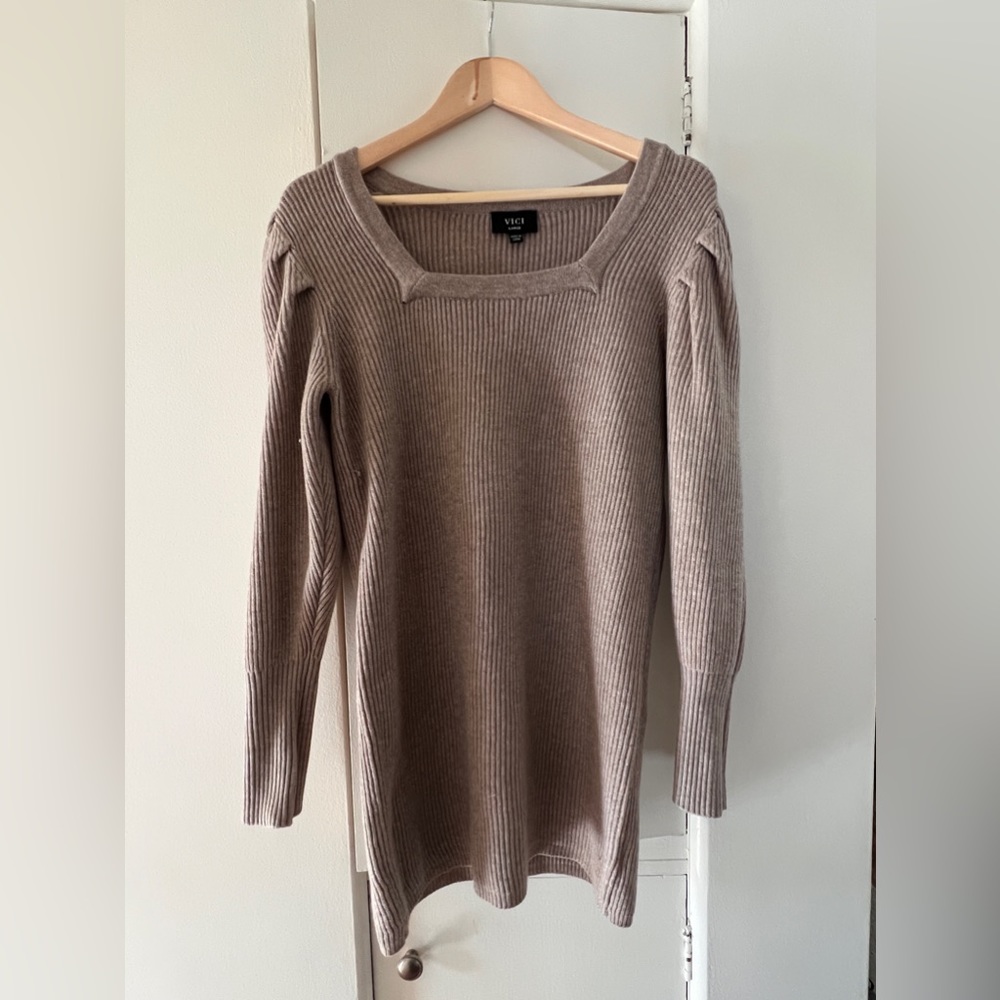 Beige VICI Sweater Dress Size LARGE